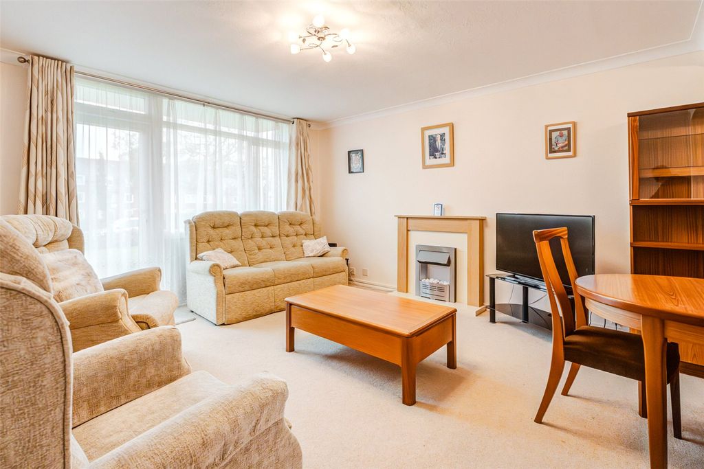 Property photo 2 of 12 Picture No. 08