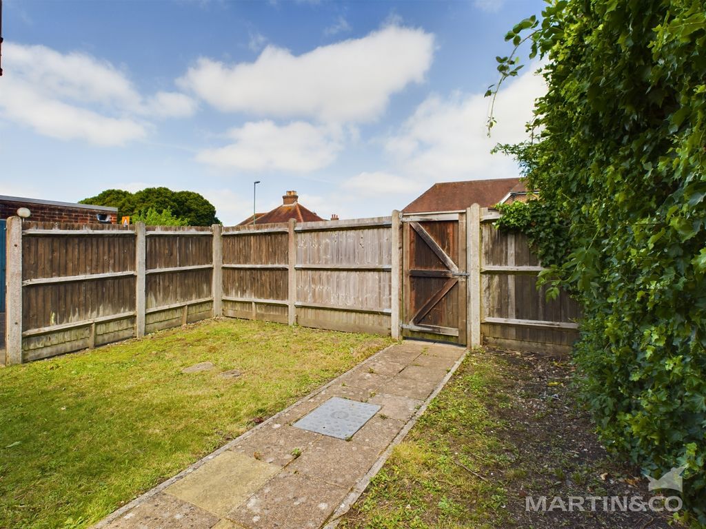 Property photo 2 of 52 Communal Garden