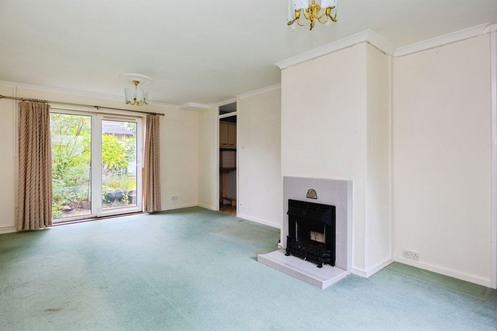 Property photo 3 of 15