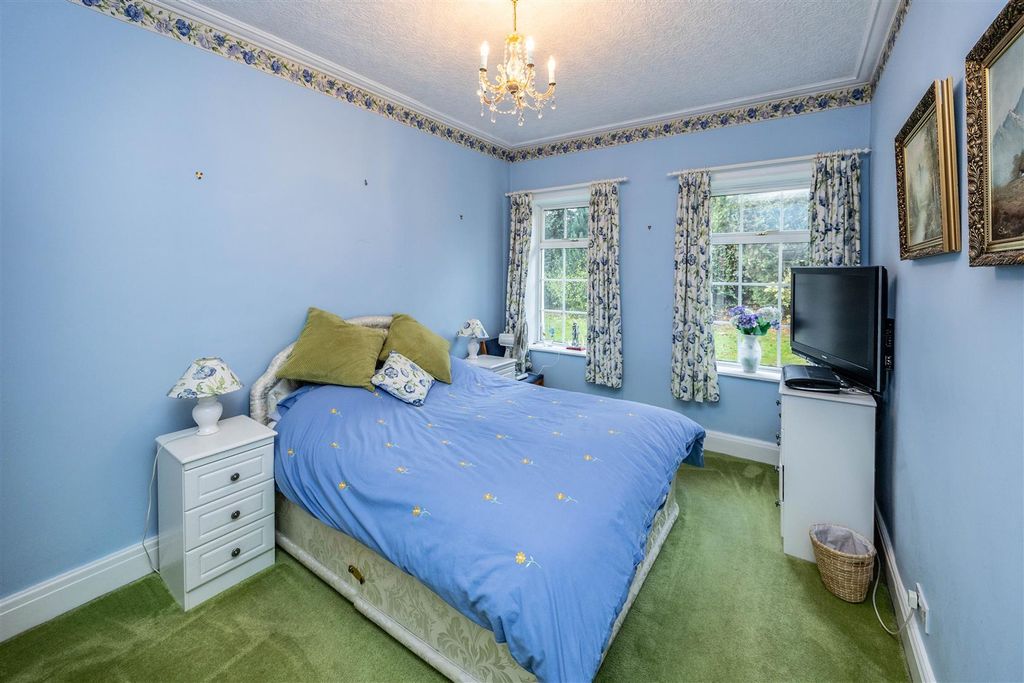 Additional image 40 of 4 bed property for saleWoodside Road, Huddersfield HD4