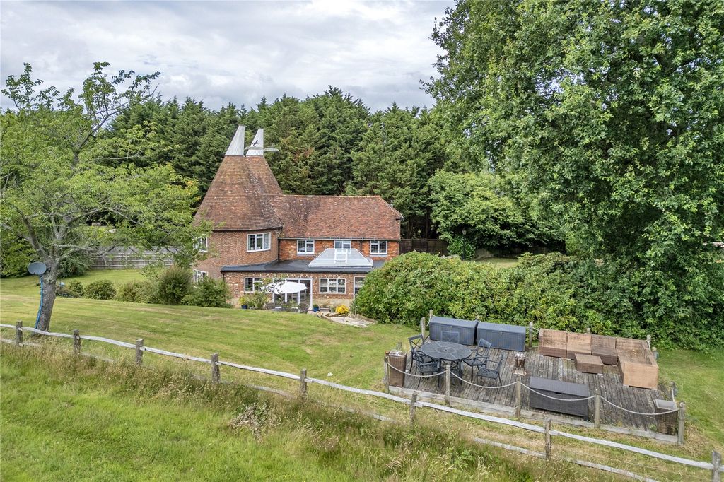 Property photo 1 of 30 Chingley Manor Oast