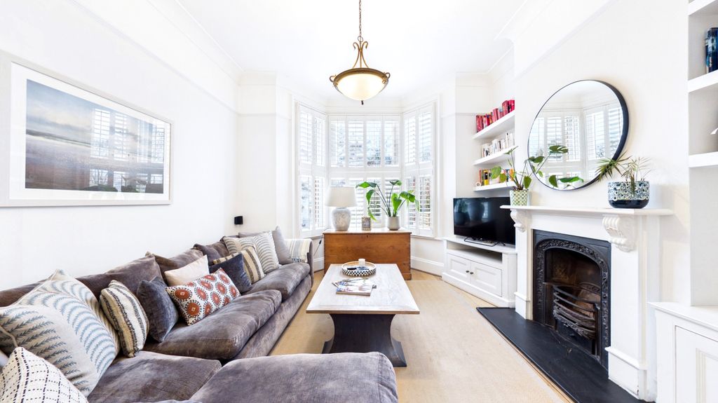 Property photo 2 of 30 Cam02337G0-Pr0553-Pan003