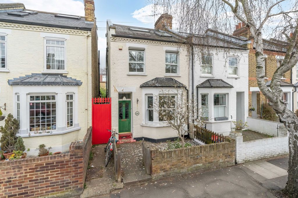 Property photo 1 of 22