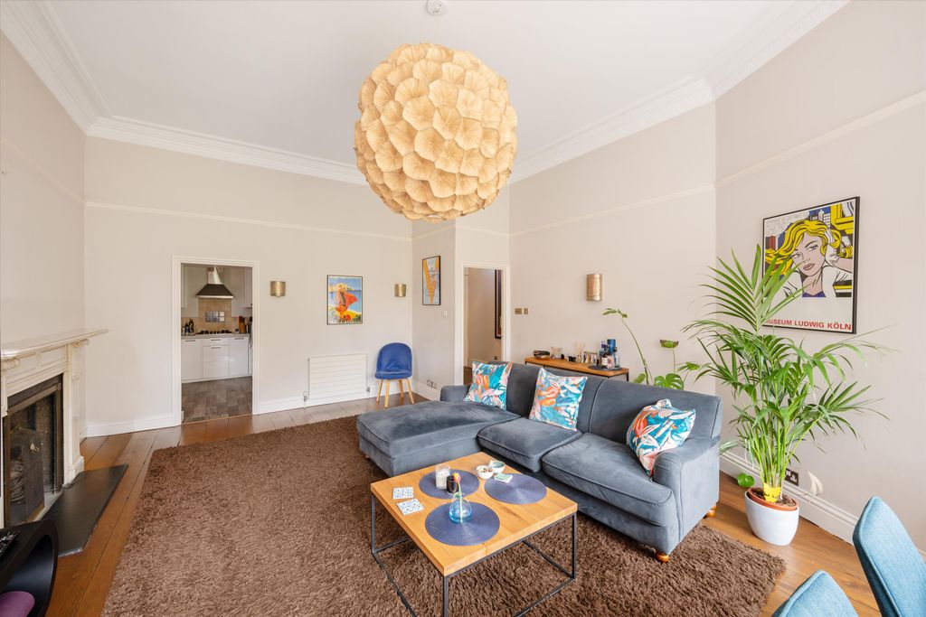 Property photo 3 of 10 Image