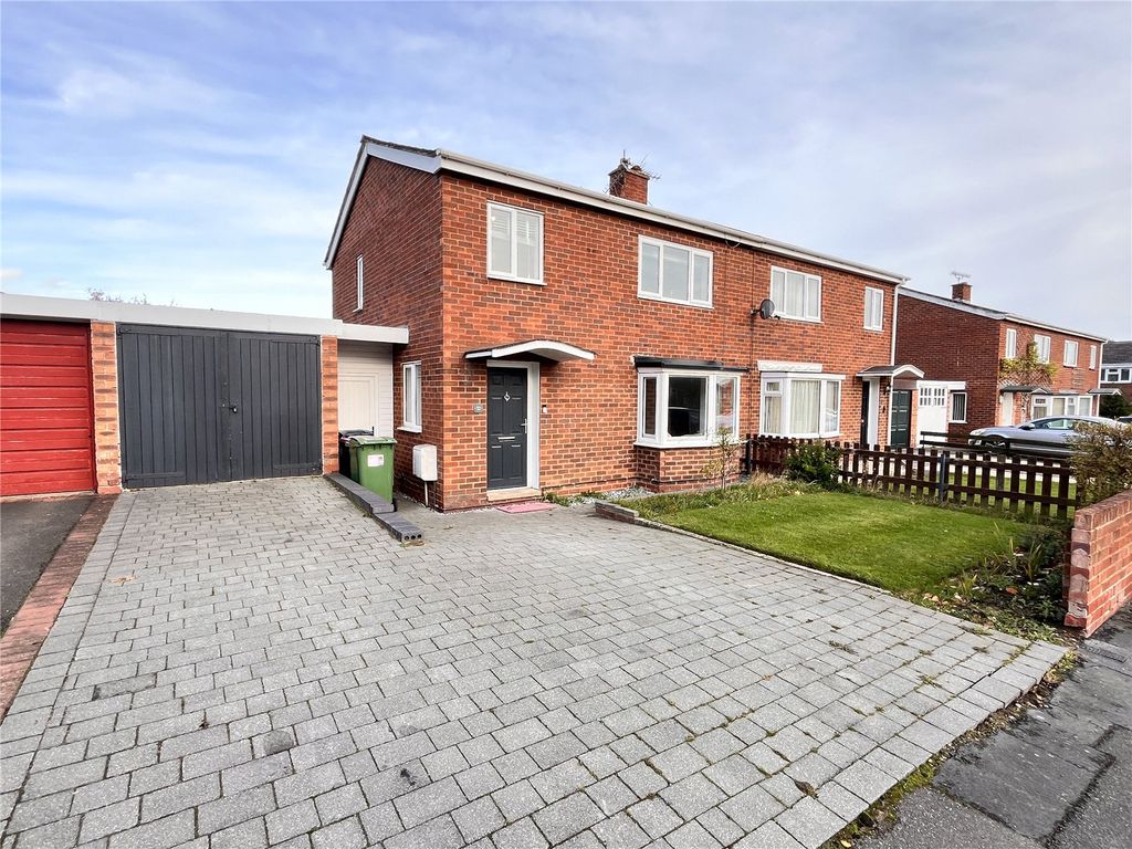 Property photo 1 of 14 Picture No. 13