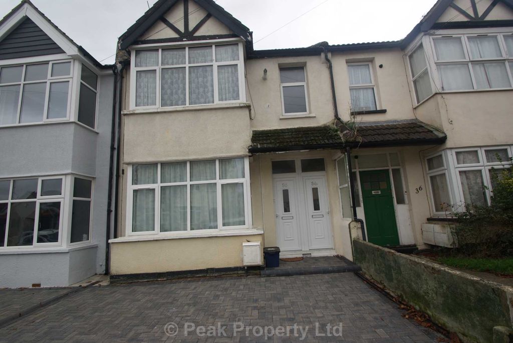 Property photo 1 of 6