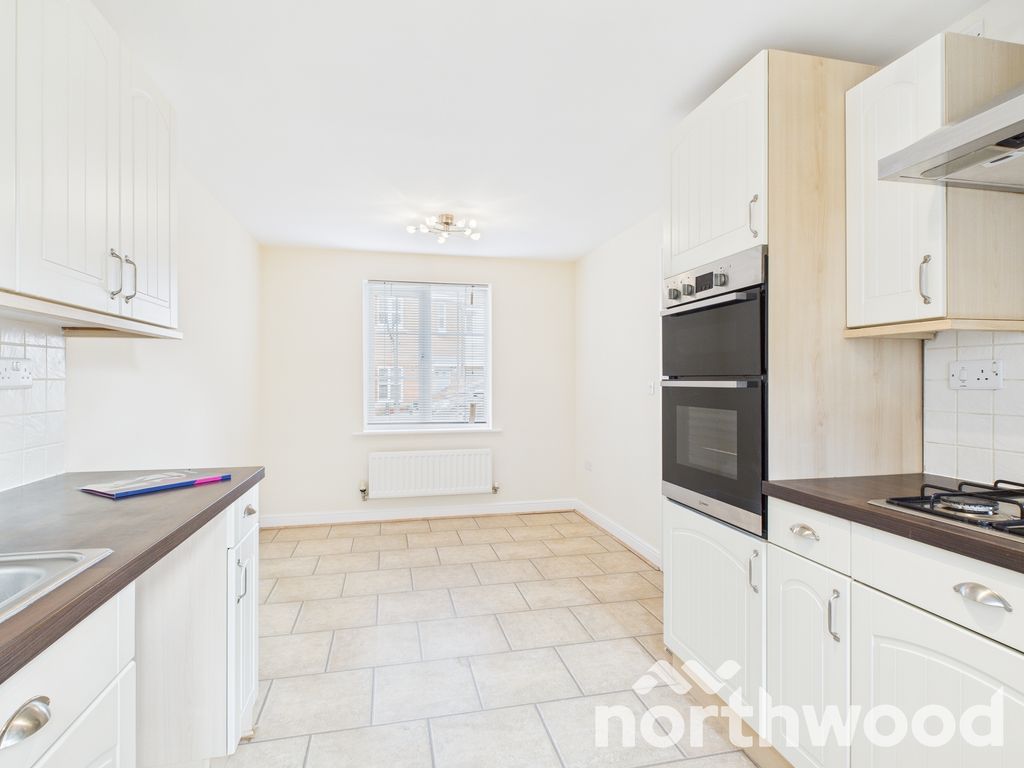 Property photo 2 of 28