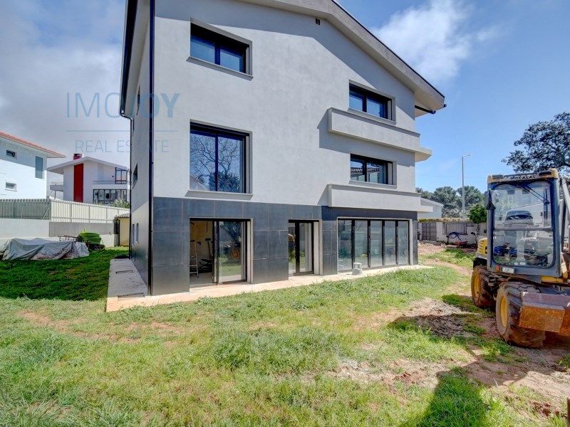 Property photo 2 of 29