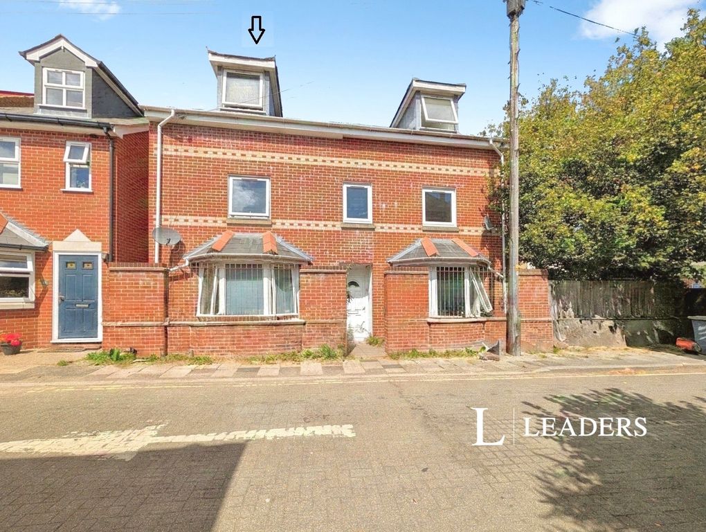 Property photo 1 of 9 Picture No. 11