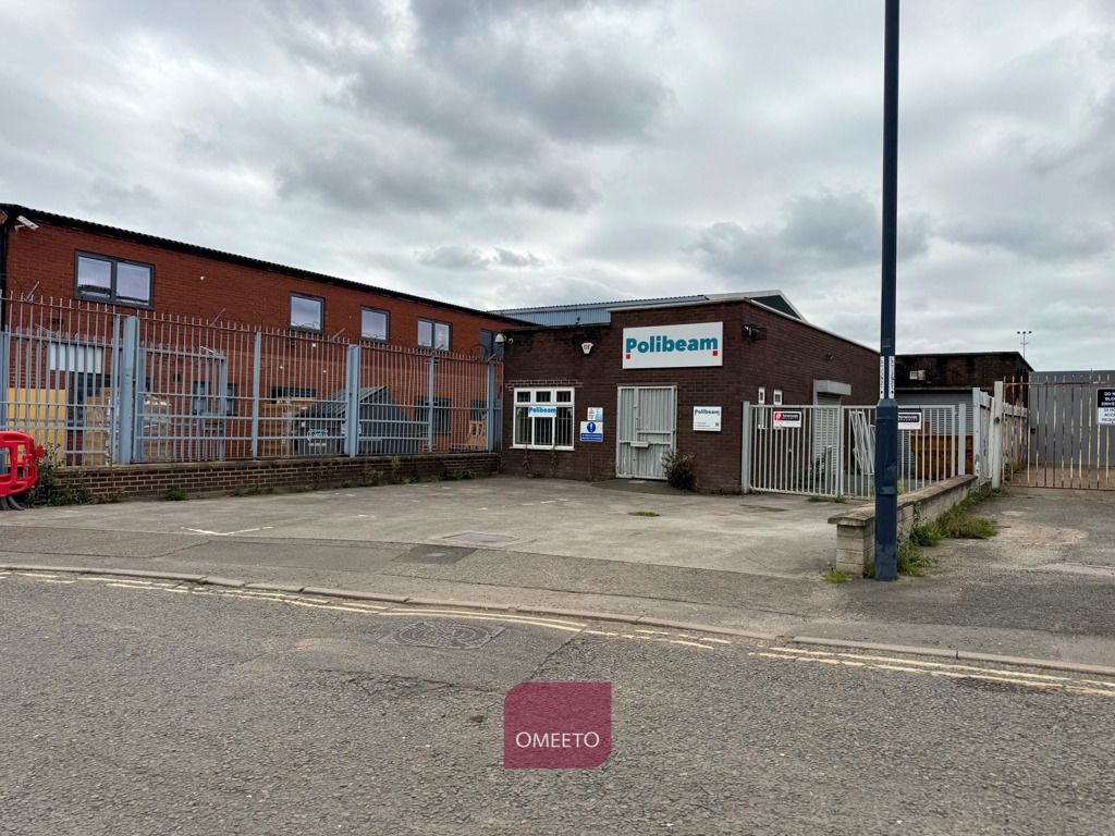 Property photo 2 of 3 Warehouse To Let