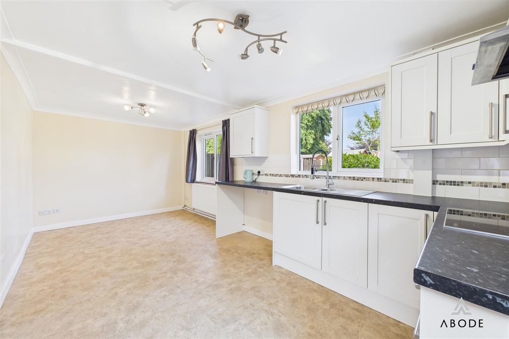 Property photo 2 of 14 Cam02544G0-Pr0303-Still007.Jpg