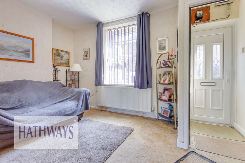 Property photo 3 of 31