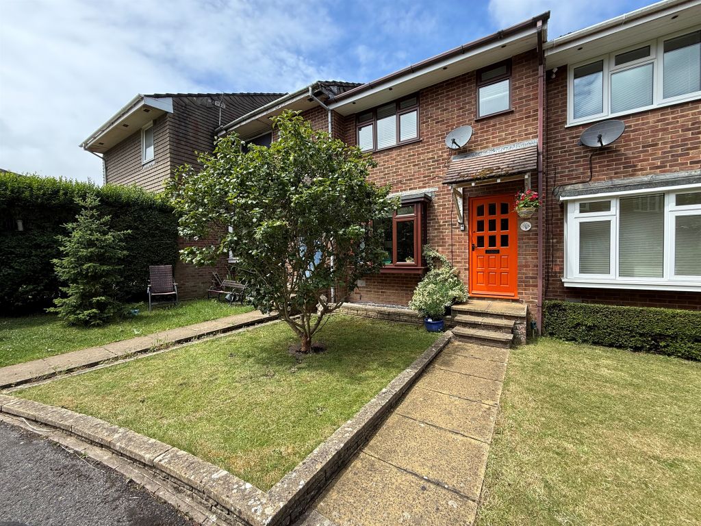 Property photo 1 of 18