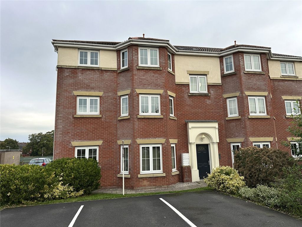 Property photo 1 of 16 Picture No. 22