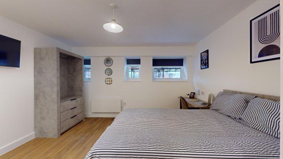 Property photo 3 of 8 8690922.Jpg