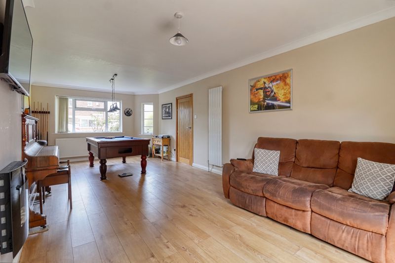 Property photo 2 of 14 Lounge/Diner