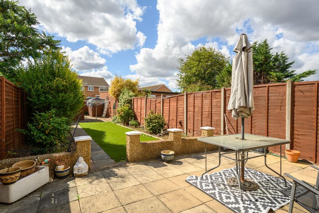 Property photo 2 of 12