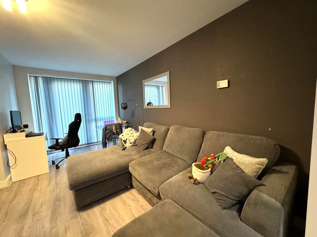 Property photo 2 of 11 Pic c