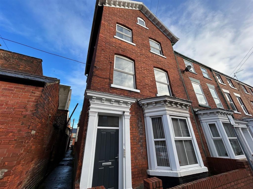 Property photo 1 of 7 8.Jpg