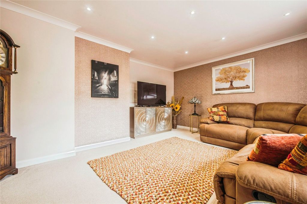 Property photo 3 of 21 Picture No. 61