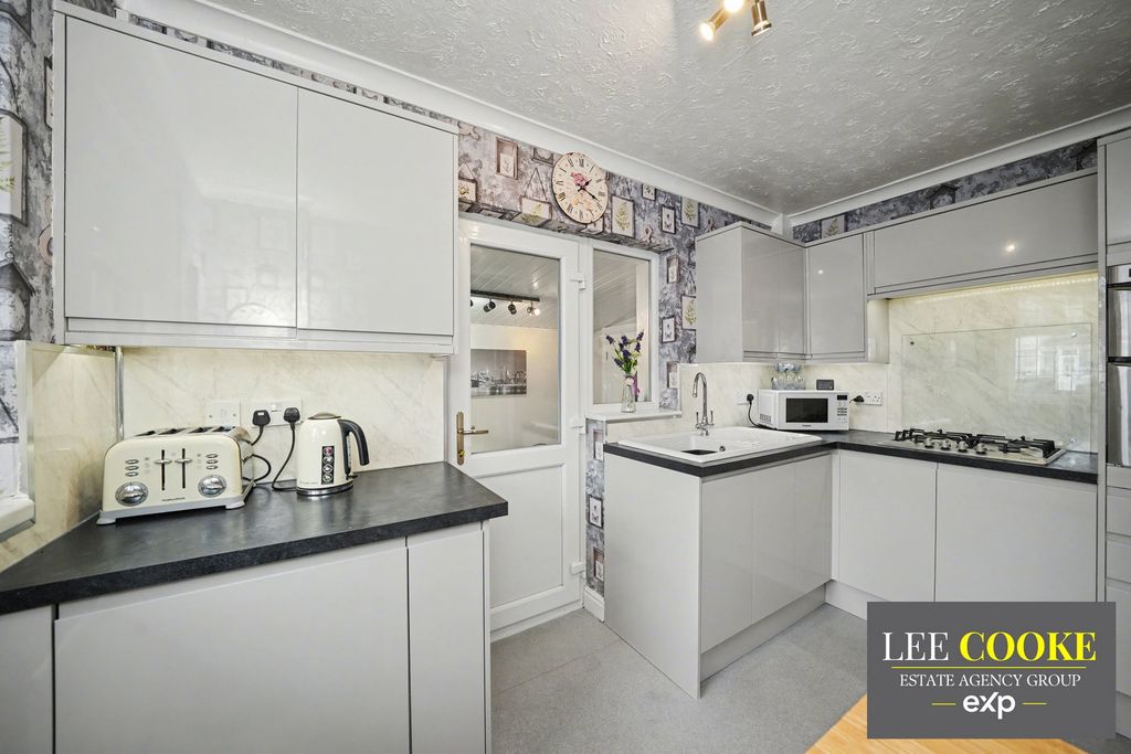 Stubby Lane, Off Broad Lane South, Wednesfield, Wolverhampton WV11, 2 ...