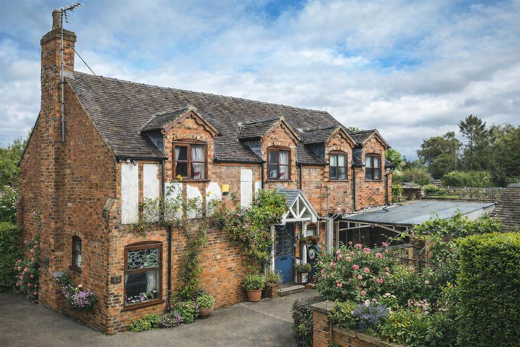 Property photo 1 of 28 4c1376E8-Dd3d-4172-A726-445c3171Ecc0.Png