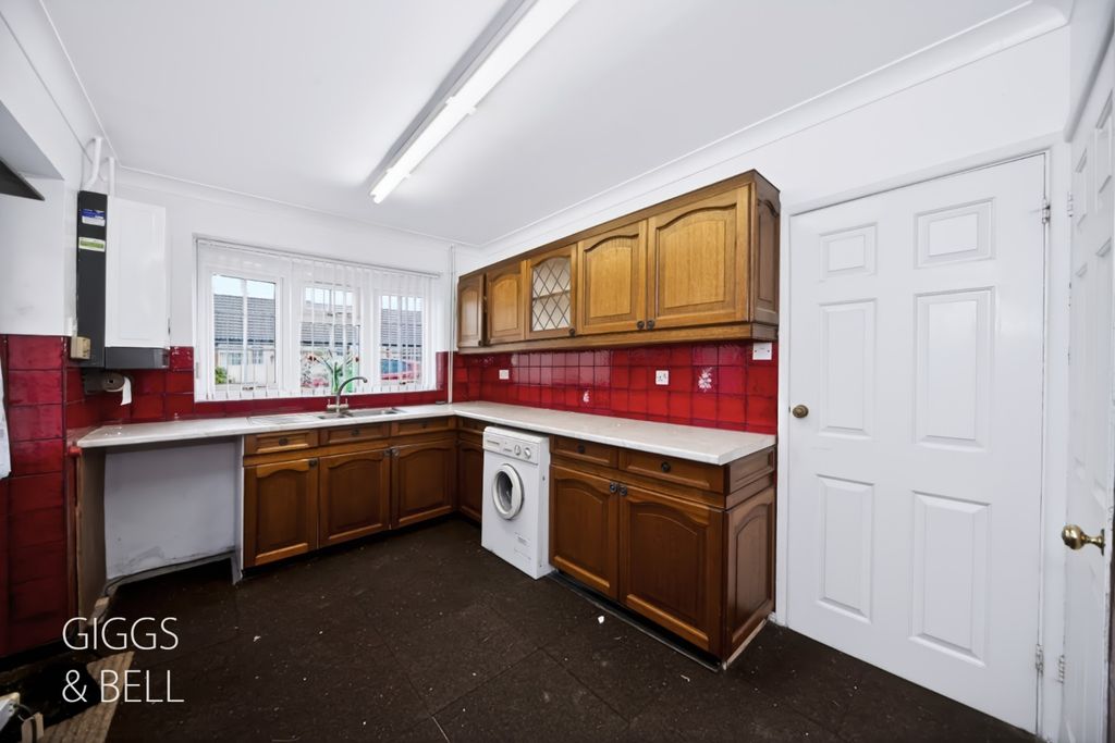 Property photo 3 of 21 5235263