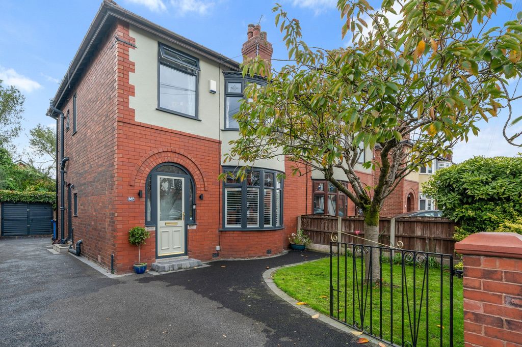 Property photo 1 of 34