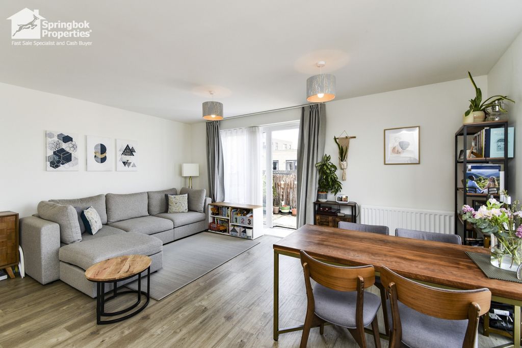 Property photo 2 of 15 Image 2