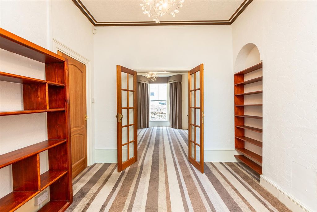 Property photo 3 of 38 Cz0A0008.Jpg