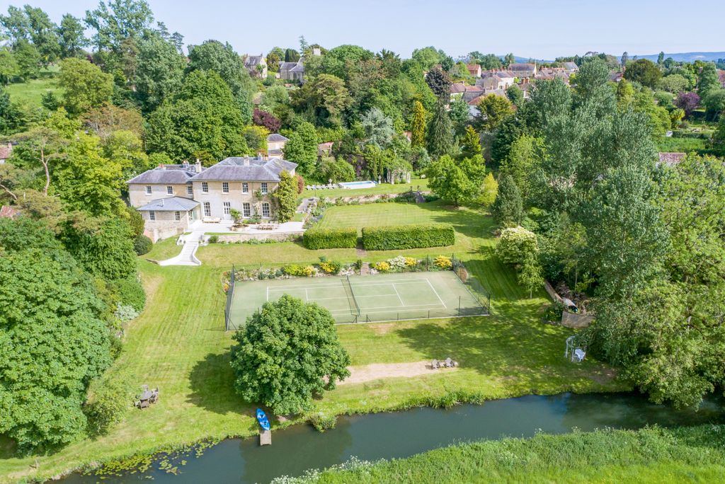 Additional image 14 of 6 bed property for saleStour Provost, Dorset, Dorset SP8