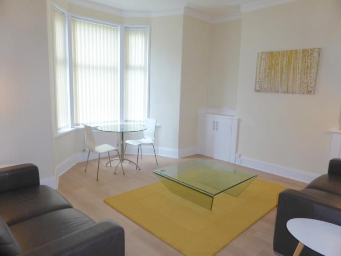 Property photo 1 of 7 Lounge