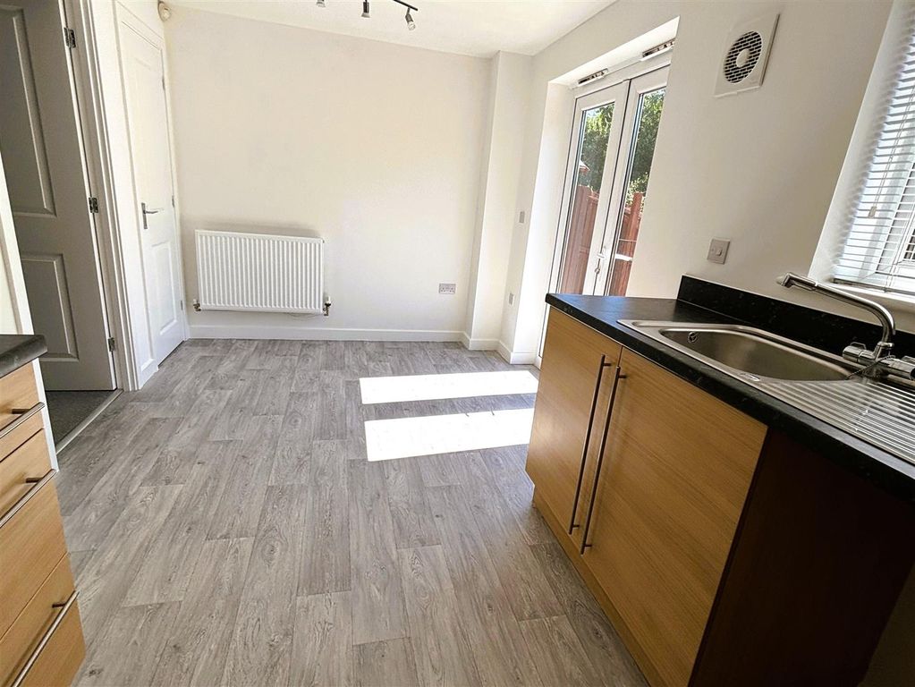 Property photo 3 of 17 Kitchen\Diner