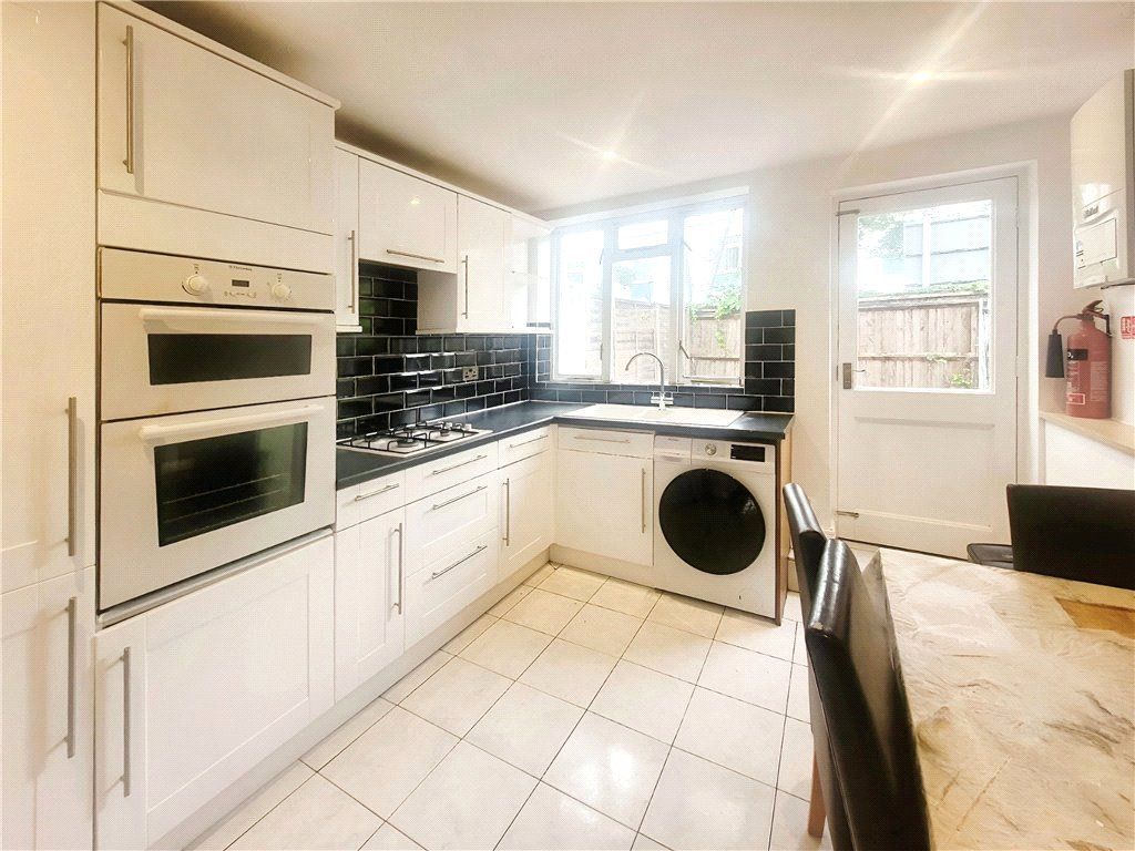 Property photo 2 of 15 Kitchen