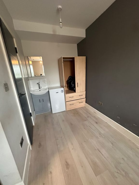 Property photo 2 of 2