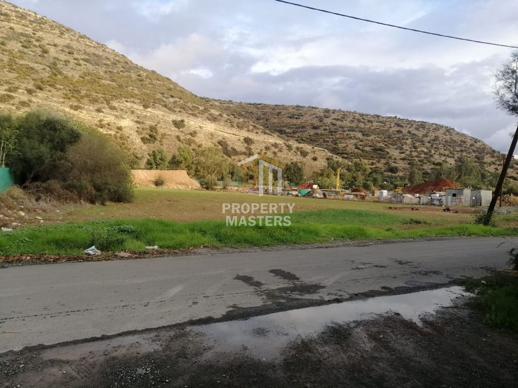 Property photo 2 of 4