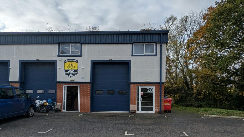 Property photo 1 of 8 Pxl_20251107_114426801Mp.Jpg