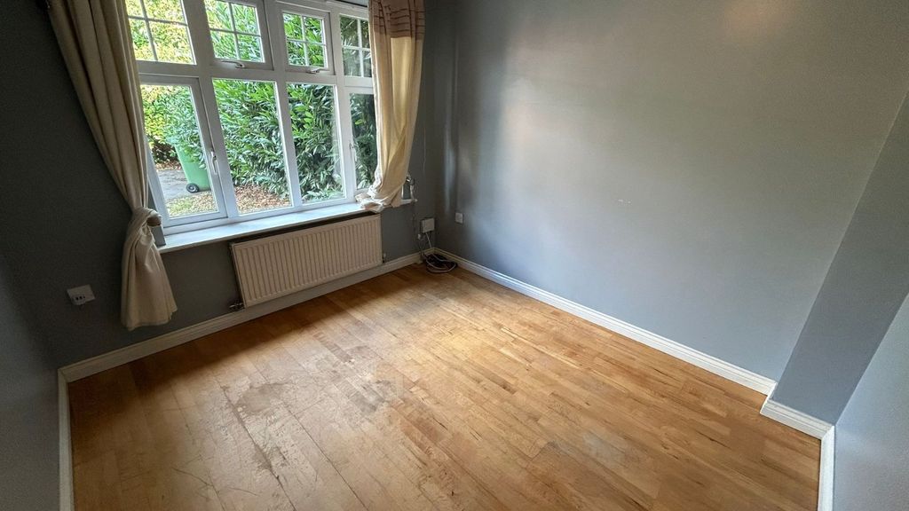 Property photo 2 of 11 Picture No. 05