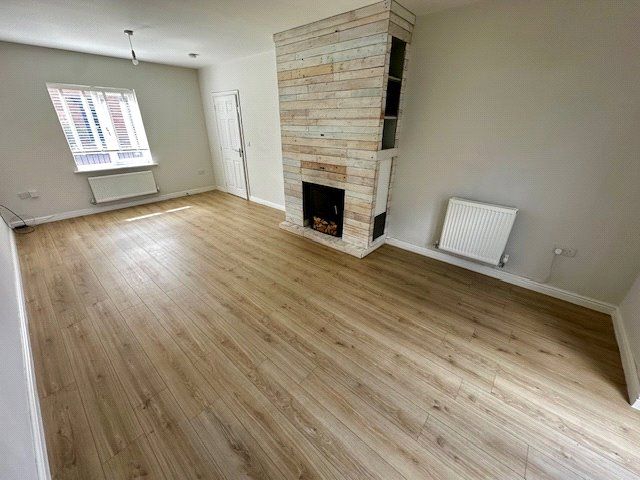 Property photo 2 of 16 Picture No. 02