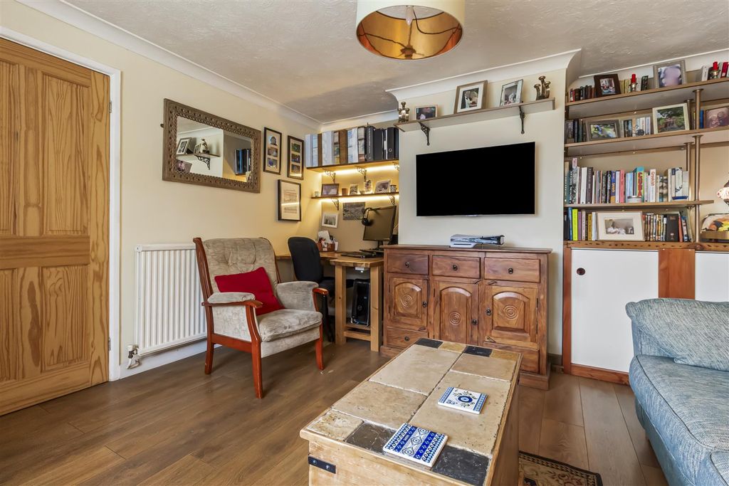 Property photo 3 of 19 69 Limbrick Lane-002.Jpg