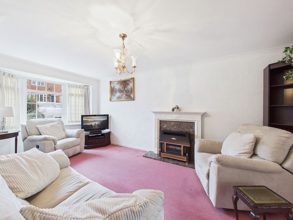 Property photo 2 of 13 Lounge