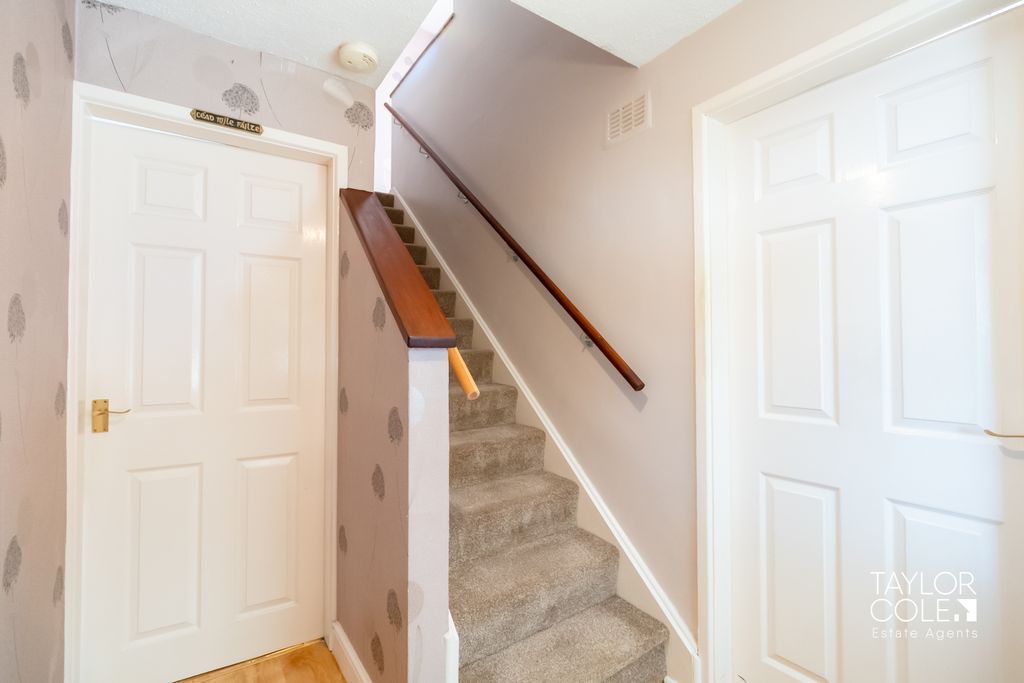 Property photo 2 of 26