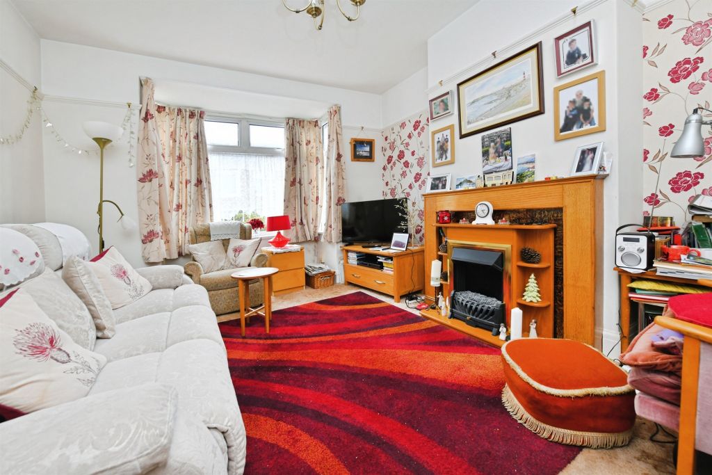 Property photo 2 of 19