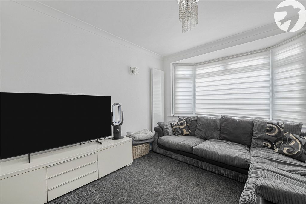 Property photo 3 of 55 Living Room