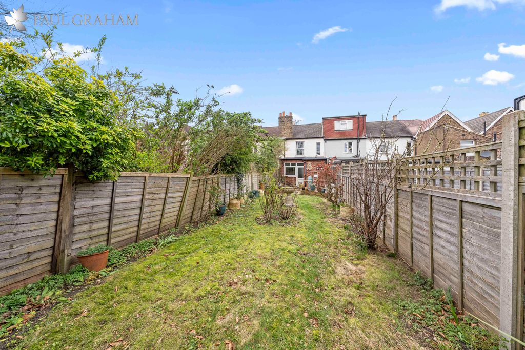 Property photo 2 of 12 Dsc03216