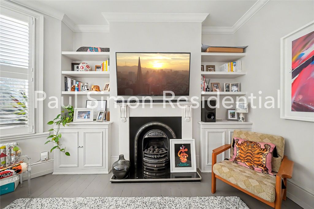 Property photo 2 of 28 Picture No. 13