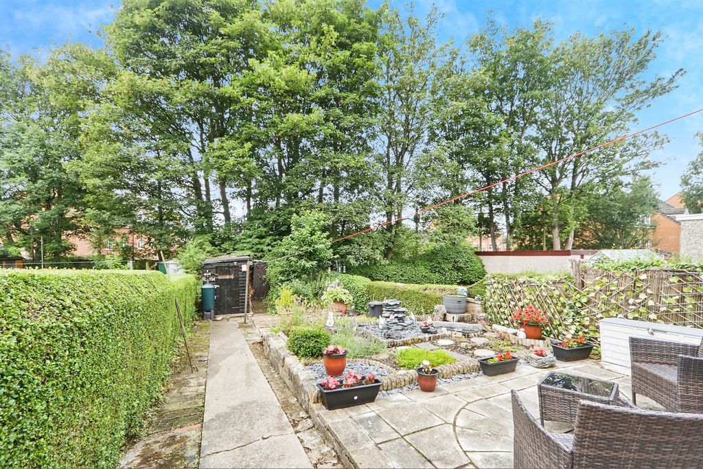 Property photo 3 of 16