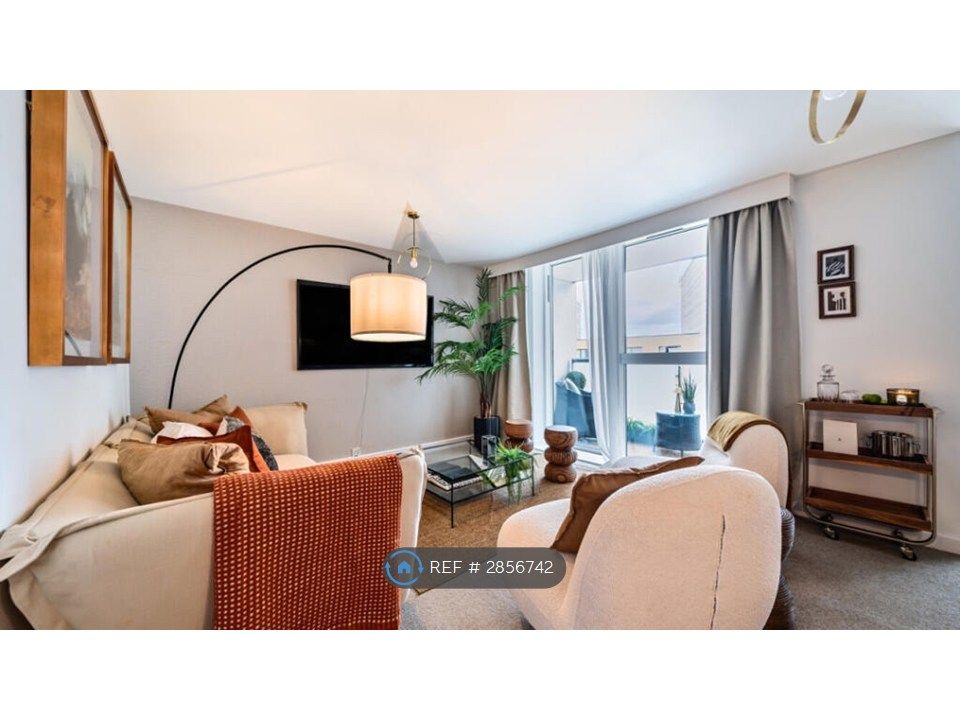 Property photo 3 of 23