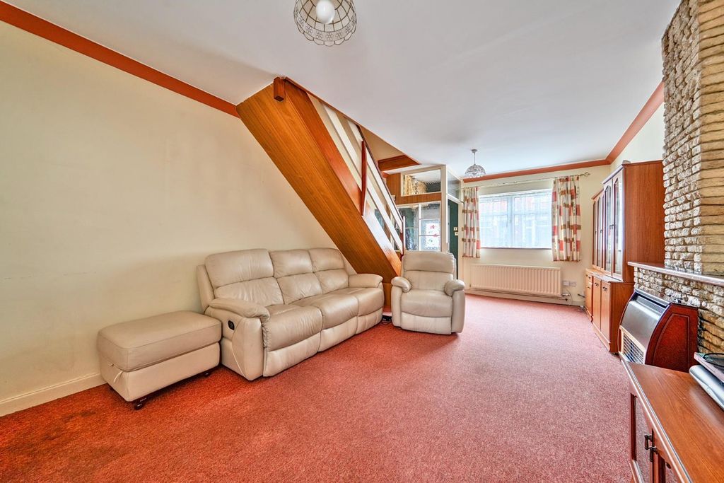 Property photo 3 of 16 1424954-13-69Aee6Bdd7Aa1.Jpg