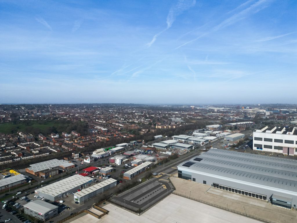 Property photo 3 of 4 Photo 6